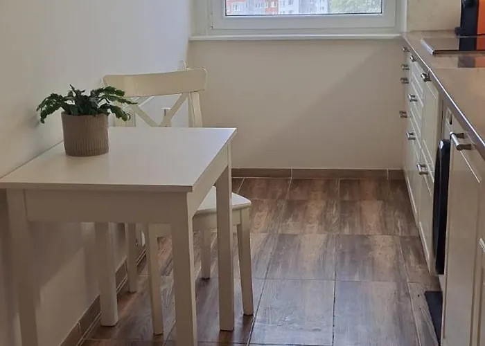 Апартаменти Henrieta's Cozy